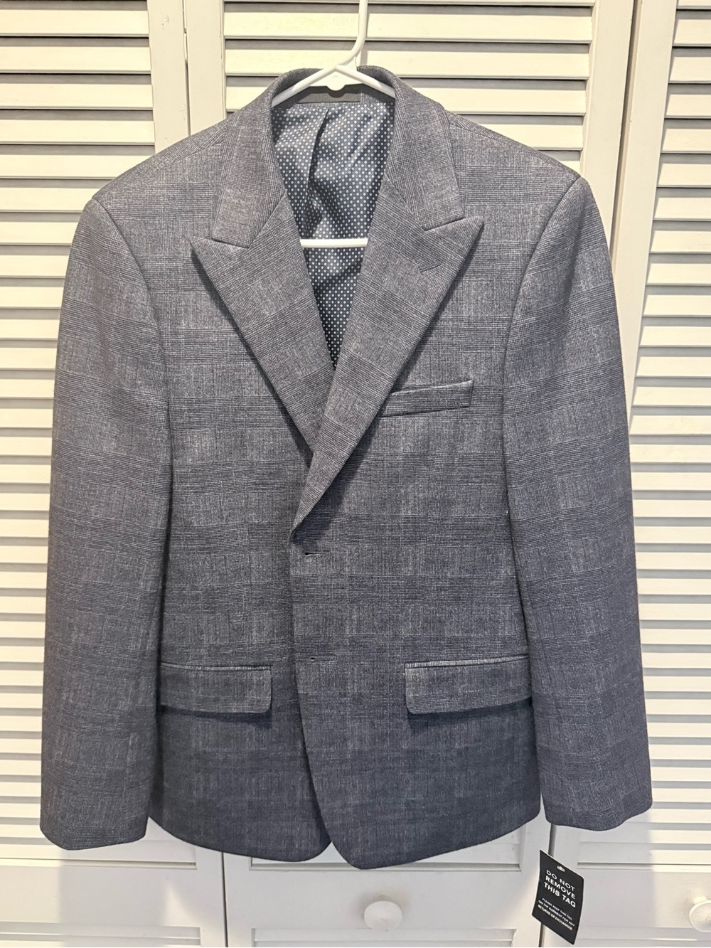 Perry Ellis Men’s 42S Skinny Fit Plaid Sport Coat Blazer NWT